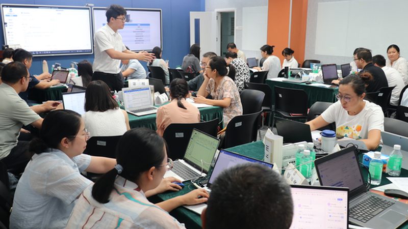 SaaS直播教学系统：收费标准背后的考量因素
